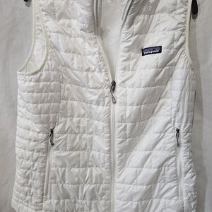 Patagonia Women's Ivory Quilted Vest
